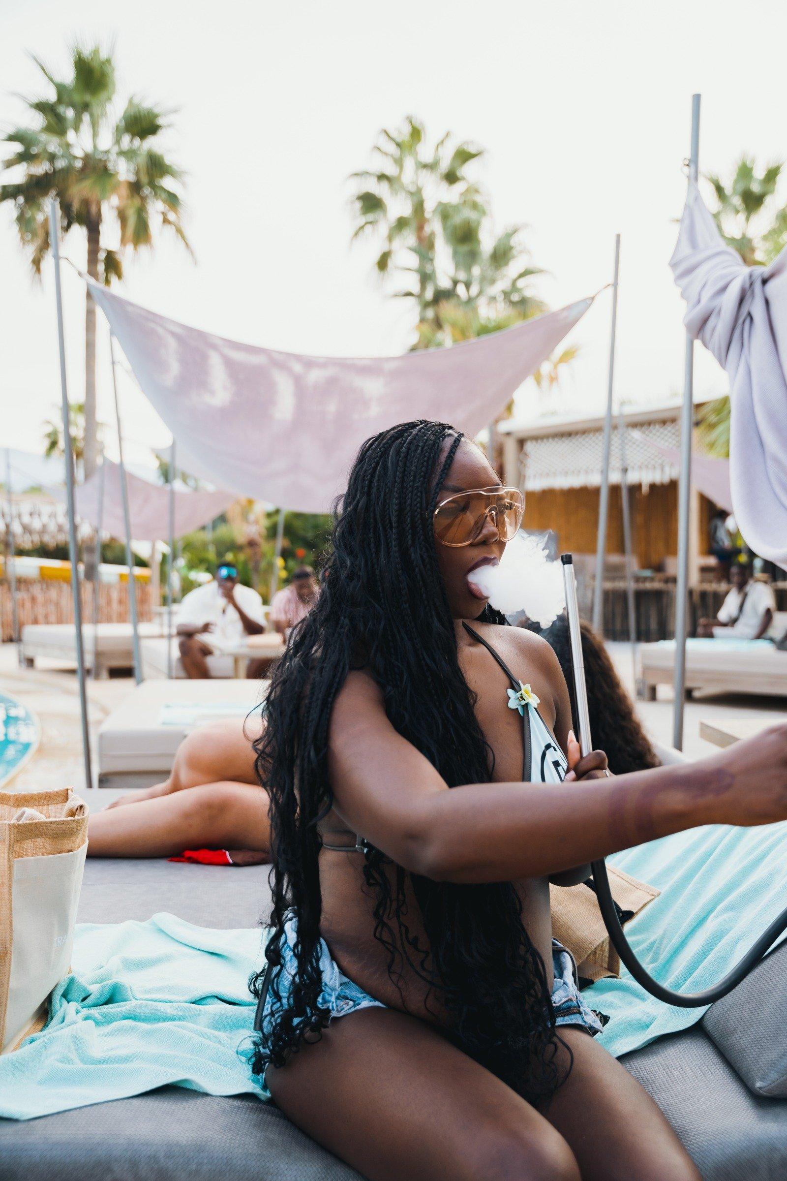 BEACH CLUB 3