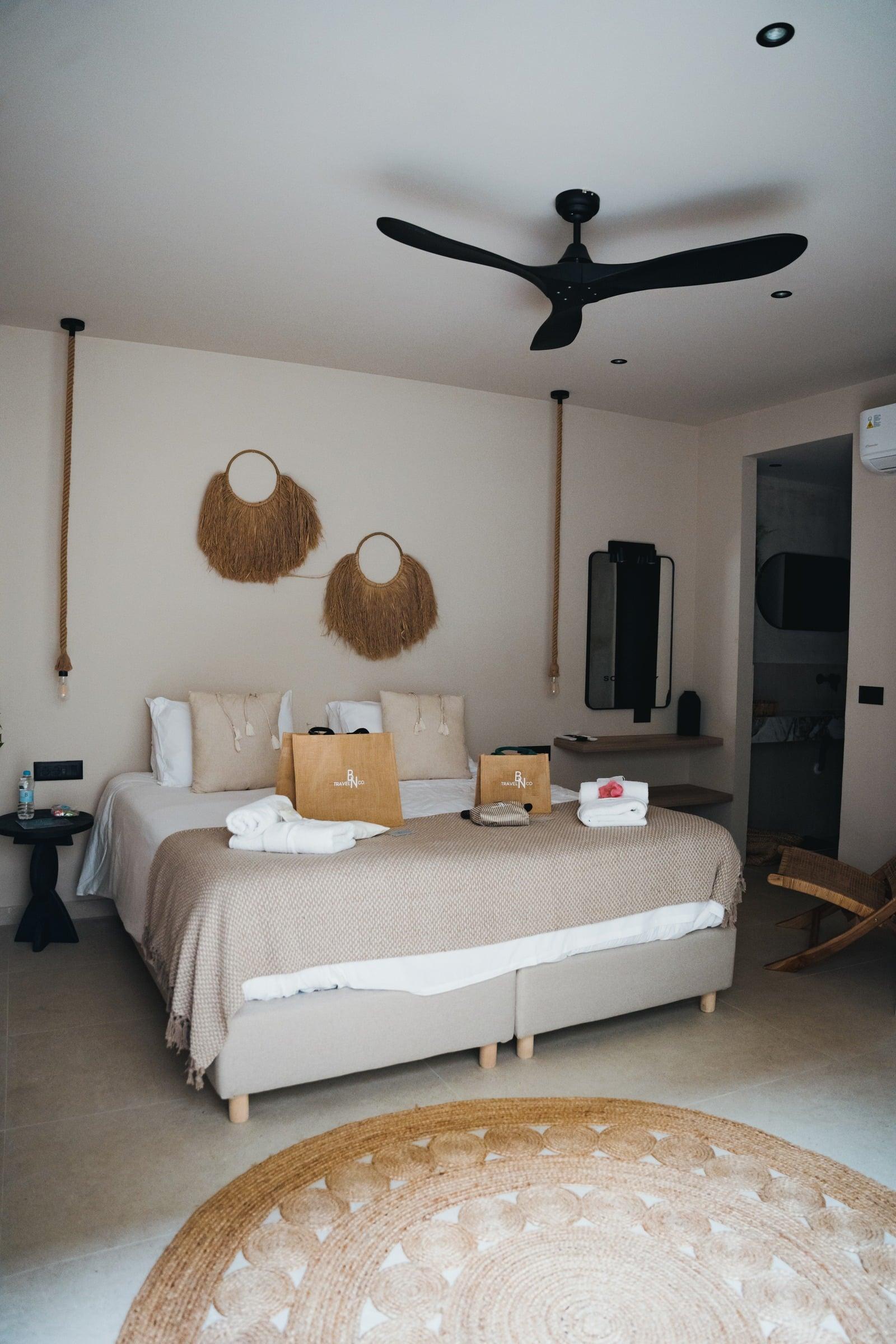 LES CHAMBRES 1